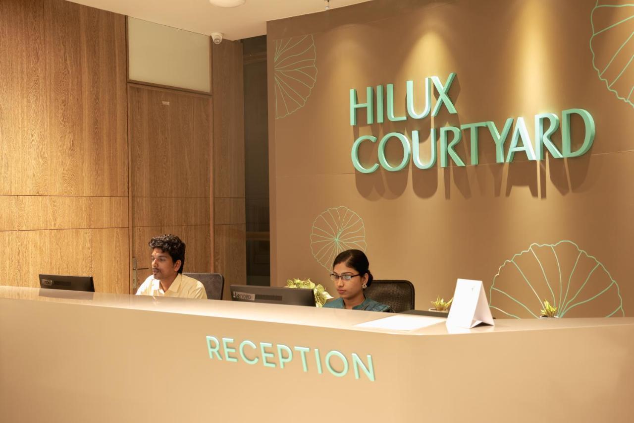 Hilux Courtyard Hotel Palakkad Eksteriør billede